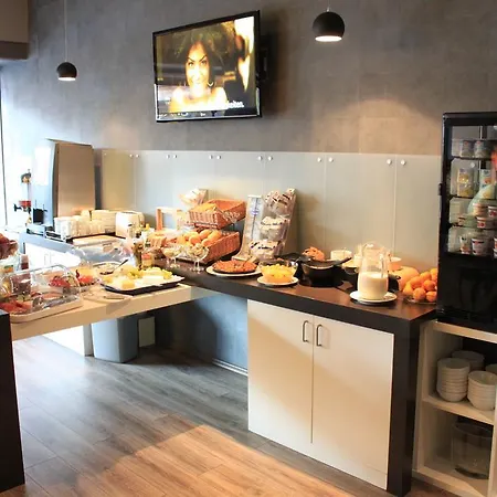 Arena - Mitte Hotel 3*